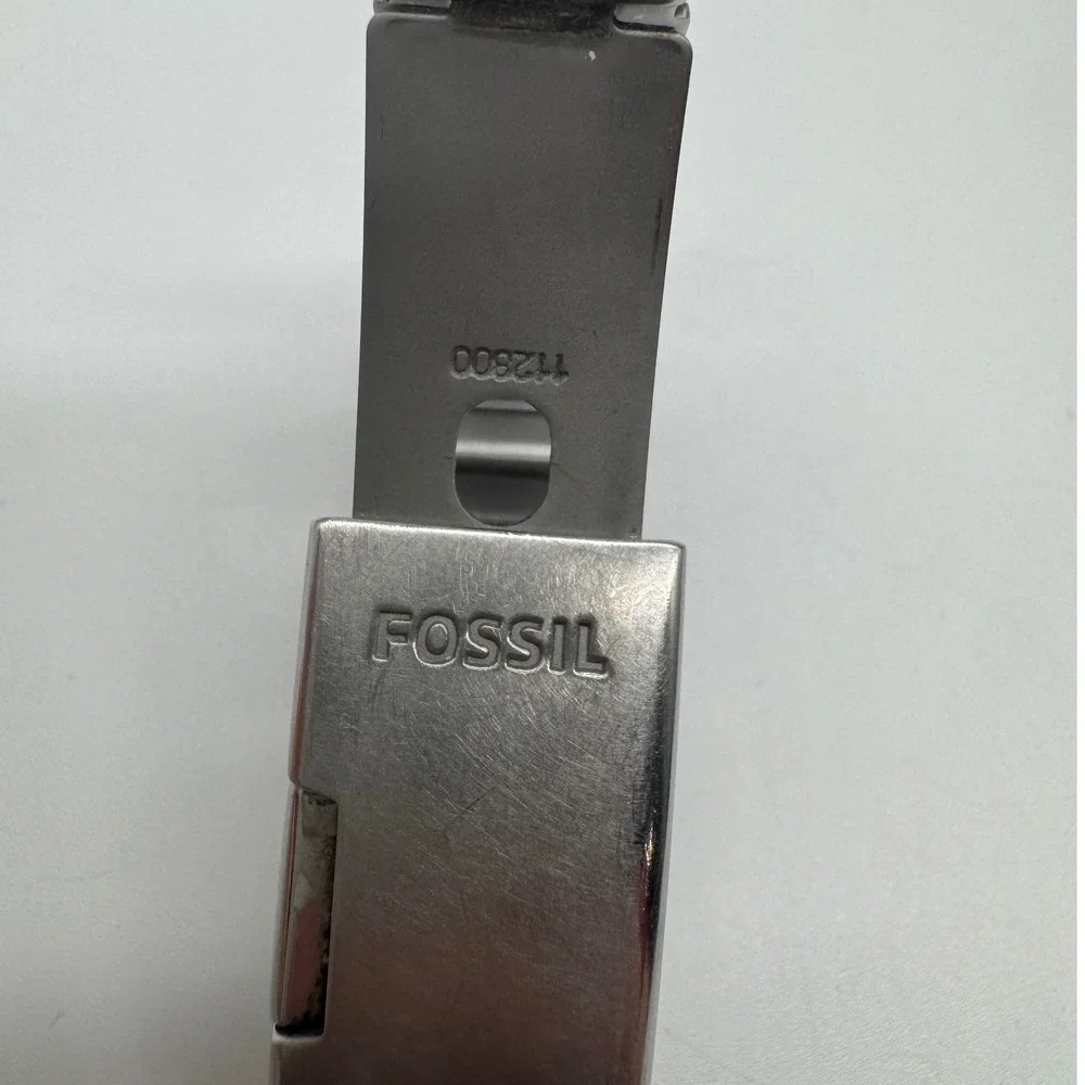 Fossil am 4311